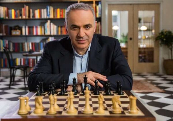 Garry Kasparov – Chess MasterClass