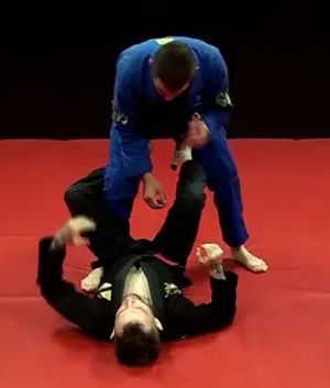 Kristian Woodmansee – The Omoplata