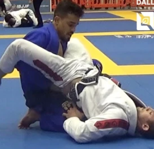 Lucas Valente – Classic Open Guard